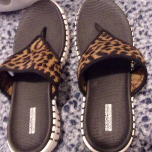 Skechers Goga Mat Flip Flops 8